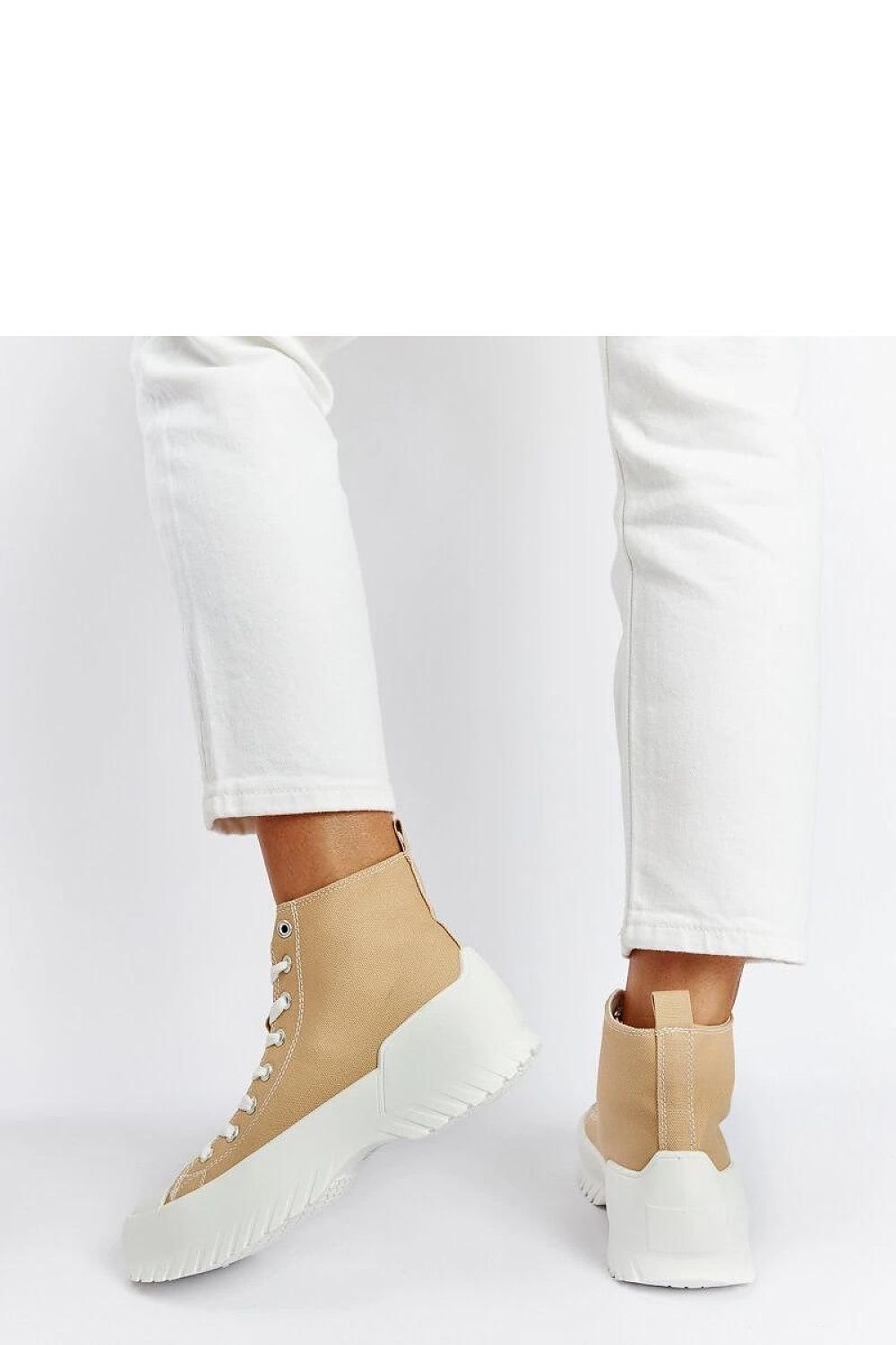 Sneakers model 207551 Solea