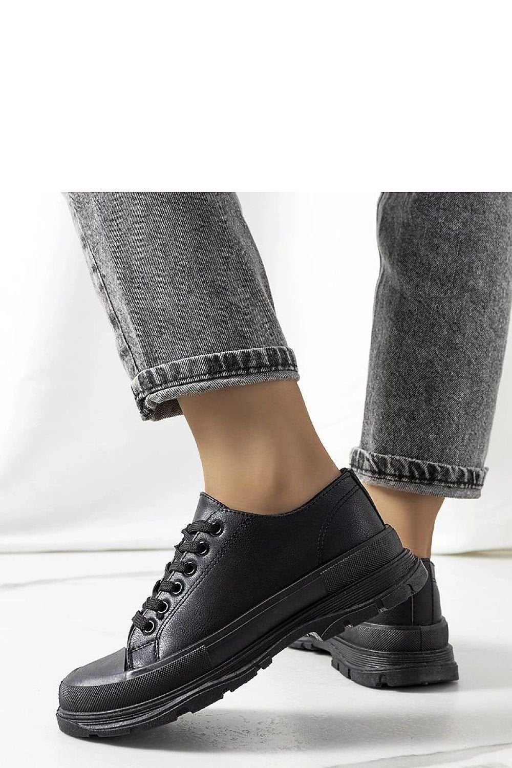 Sneakers model 208036 Solea