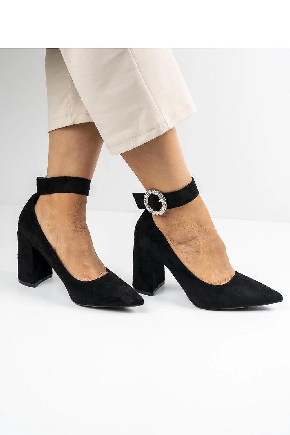 Block heel pumps model 213144 Inello