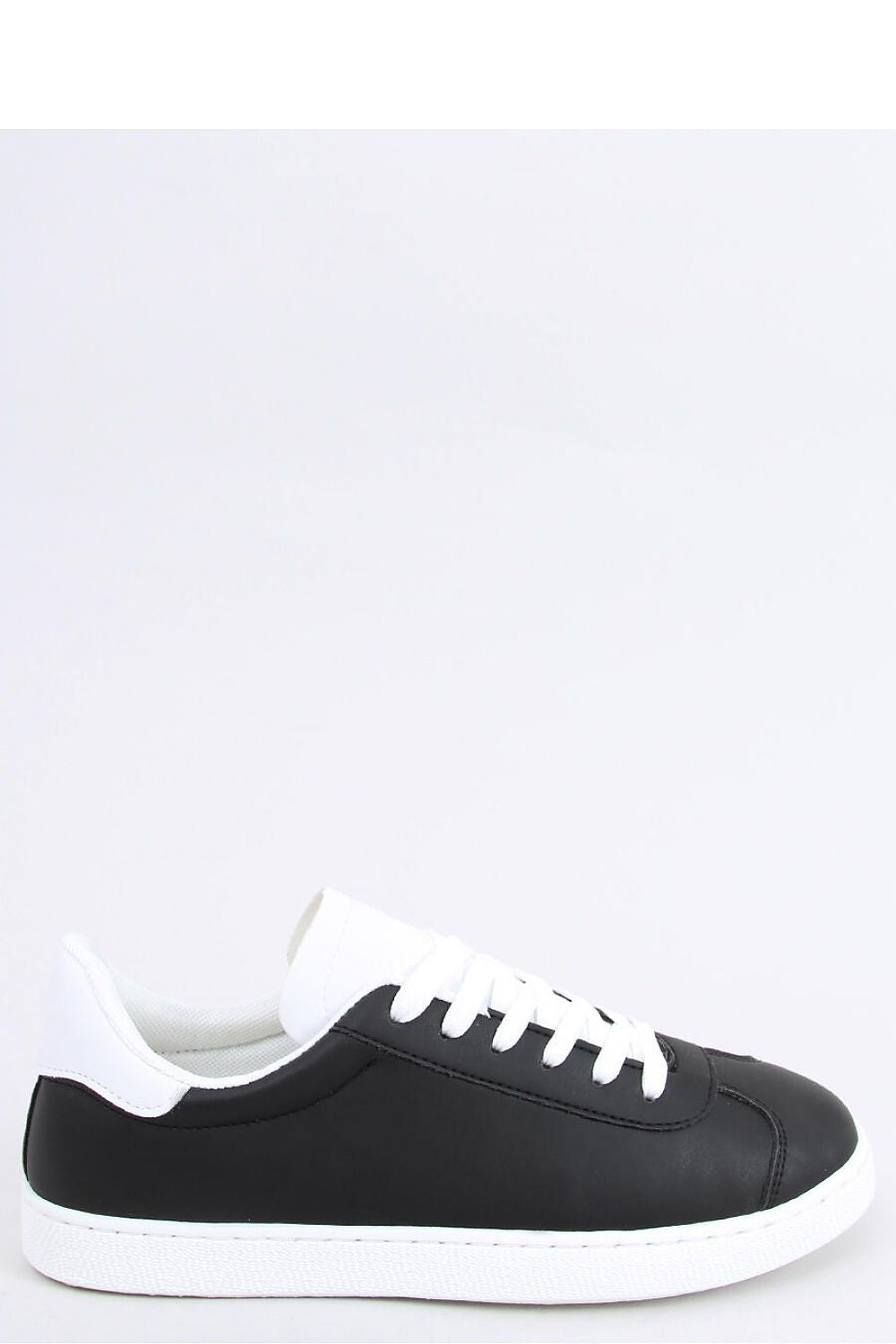 Sneakers model 161973 Inello