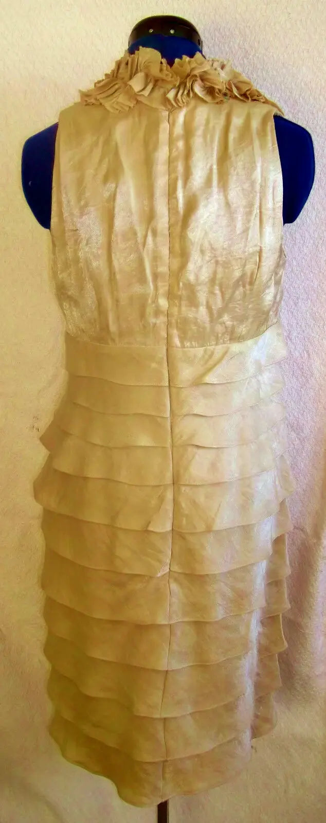 Exquisite LondonTimes.size8,cream silk tiered cocktail dress,lined.kneelength London Times