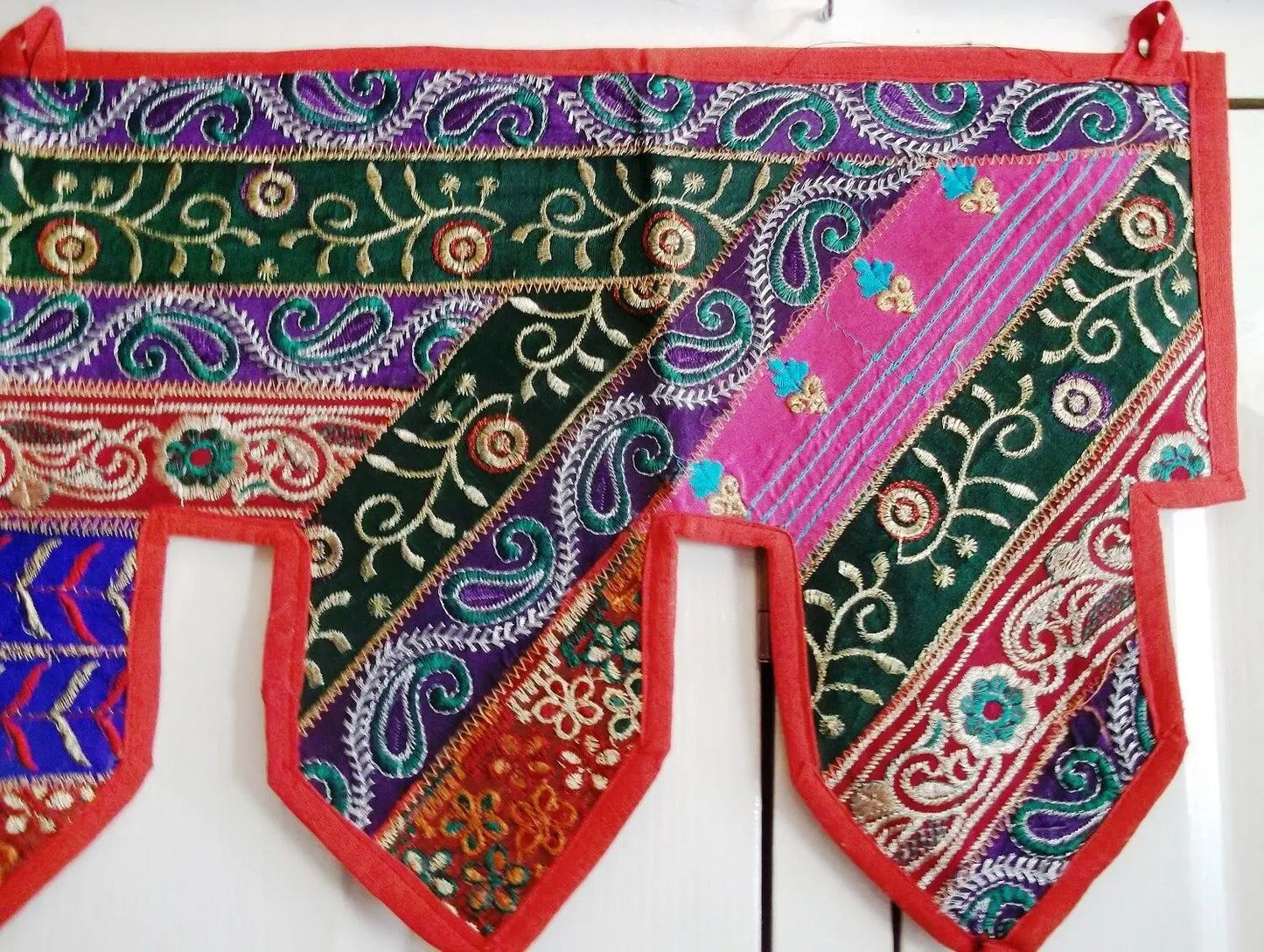 Radlisha Krisha Toran 98cm x 37cm .aprox Oriental exquisite Unbranded