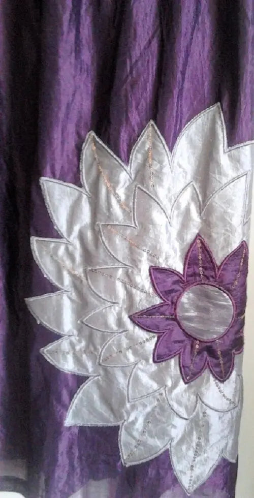 Stunning RETRO 60's Purple silk Dress, purple ruffle collar&silver star.size10 unbranded