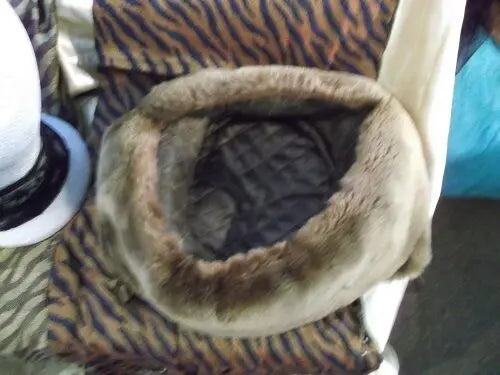 Unisex true Vintage golden brown Ushanka/Cossack/Trapper hats- faux fur. 58" Unbranded