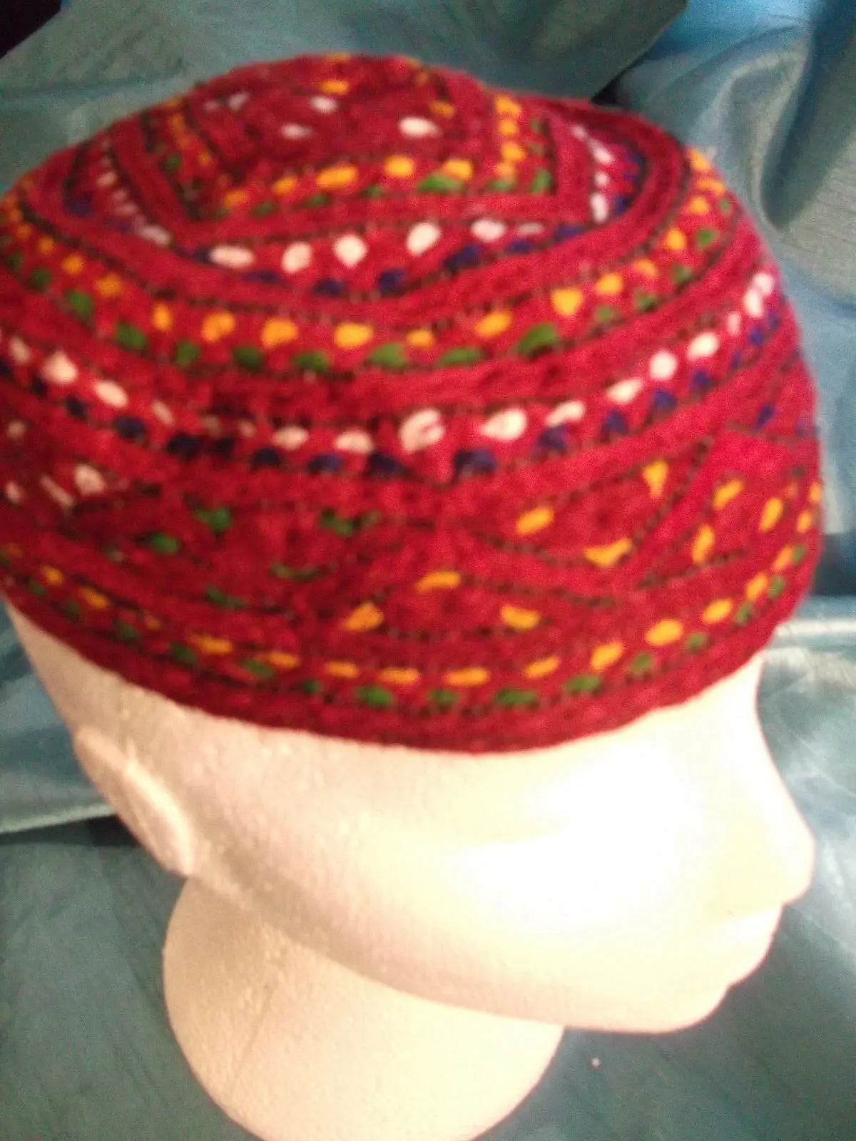 punk/cosplay/festi/stagewear/costume/ RED FEZ STYLE HAT WITH DOT 20"/52CM unbranded. vintage