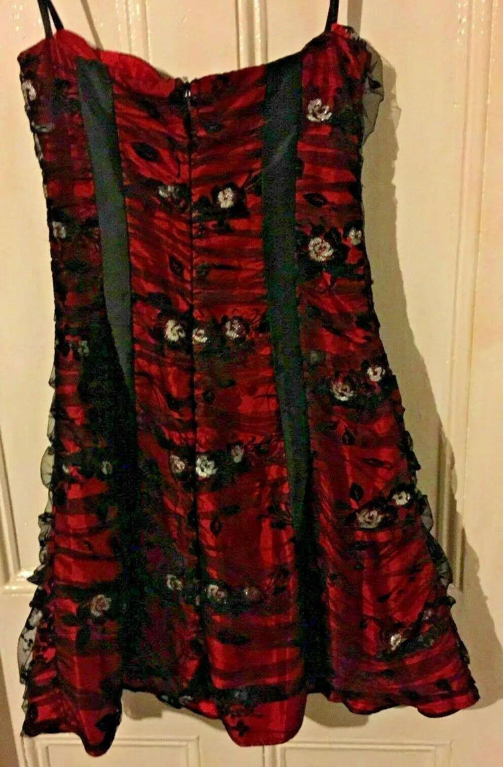 stunning Red and Black Gothic Dress Knee Length,underlayers Size 10 Nazz Collection