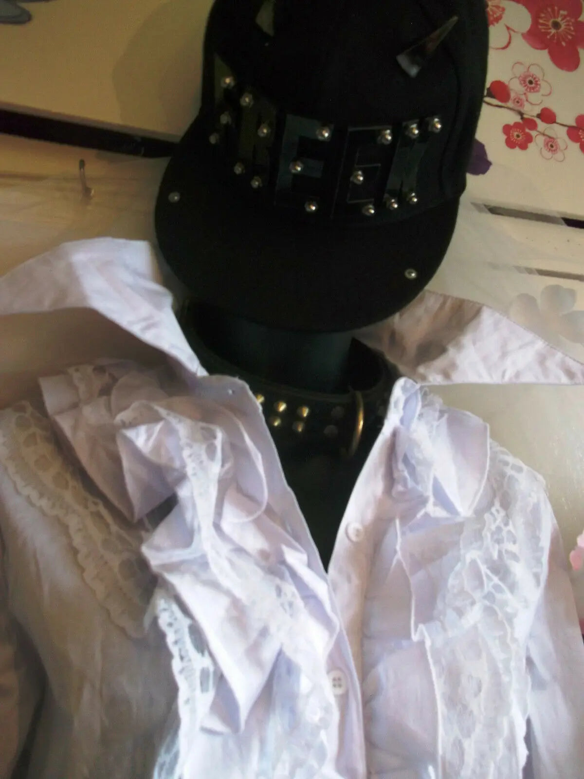 stunning white gothic lolita ruffled shirt size large,layer lacy flouncy sleeve gothic lolita and punk