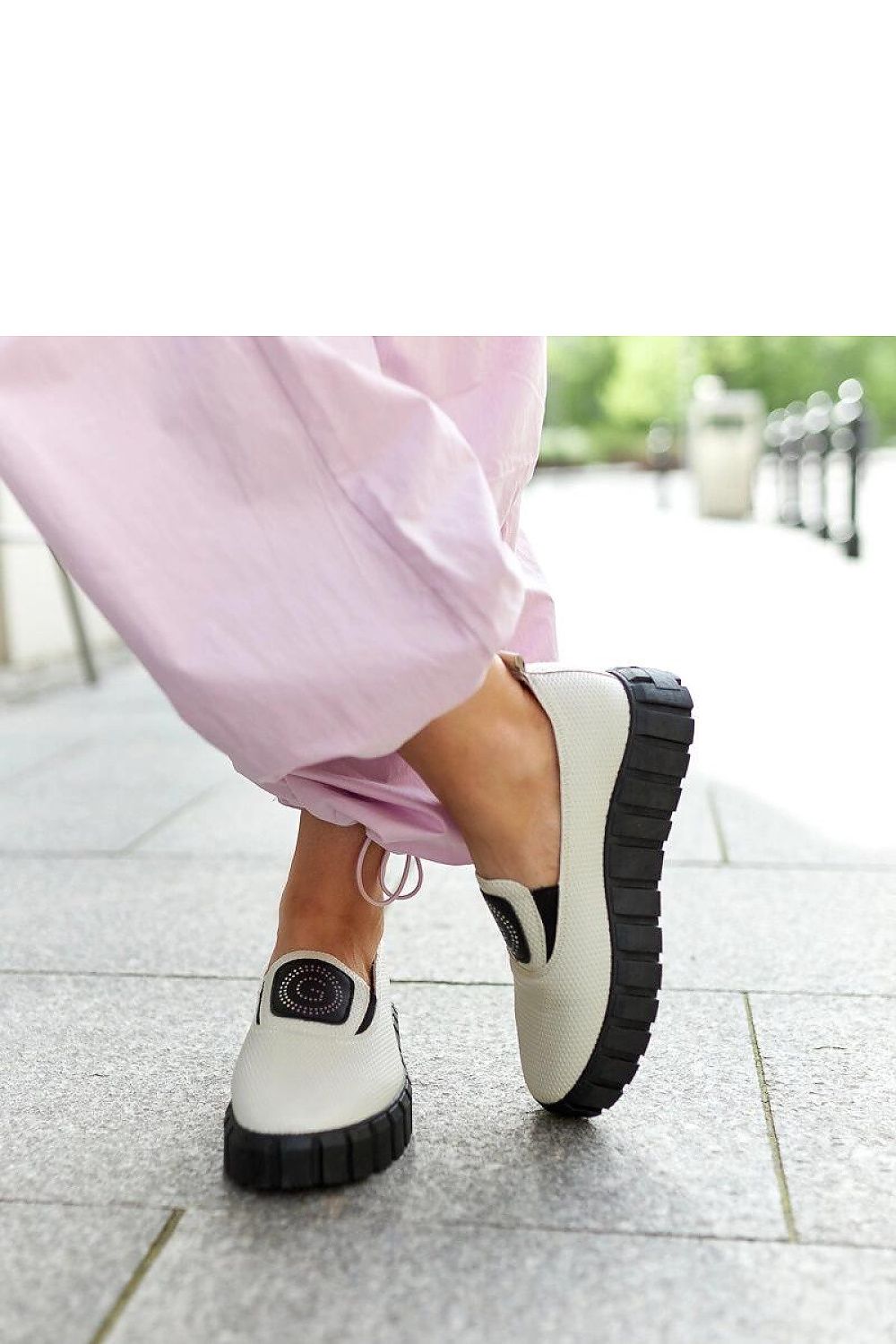  Low Shoes model 206461 Solea 