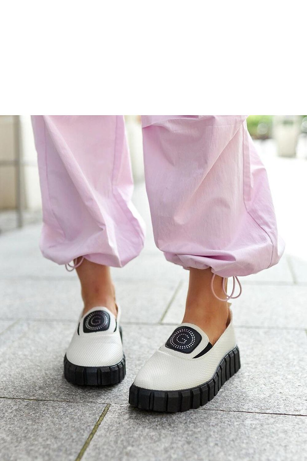  Low Shoes model 206461 Solea 