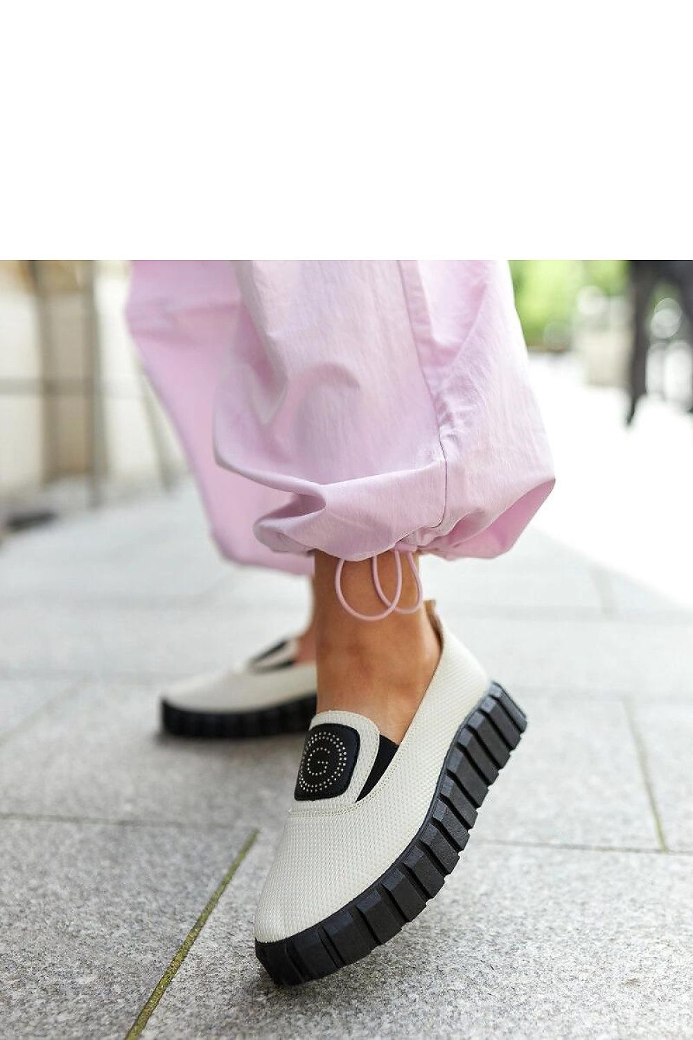  Low Shoes model 206461 Solea 