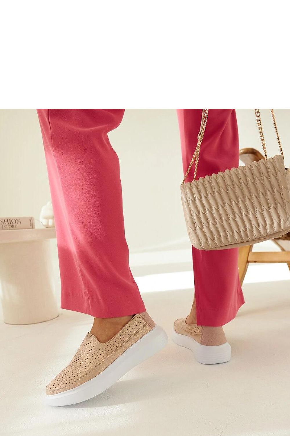  Low Shoes model 206475 Solea 