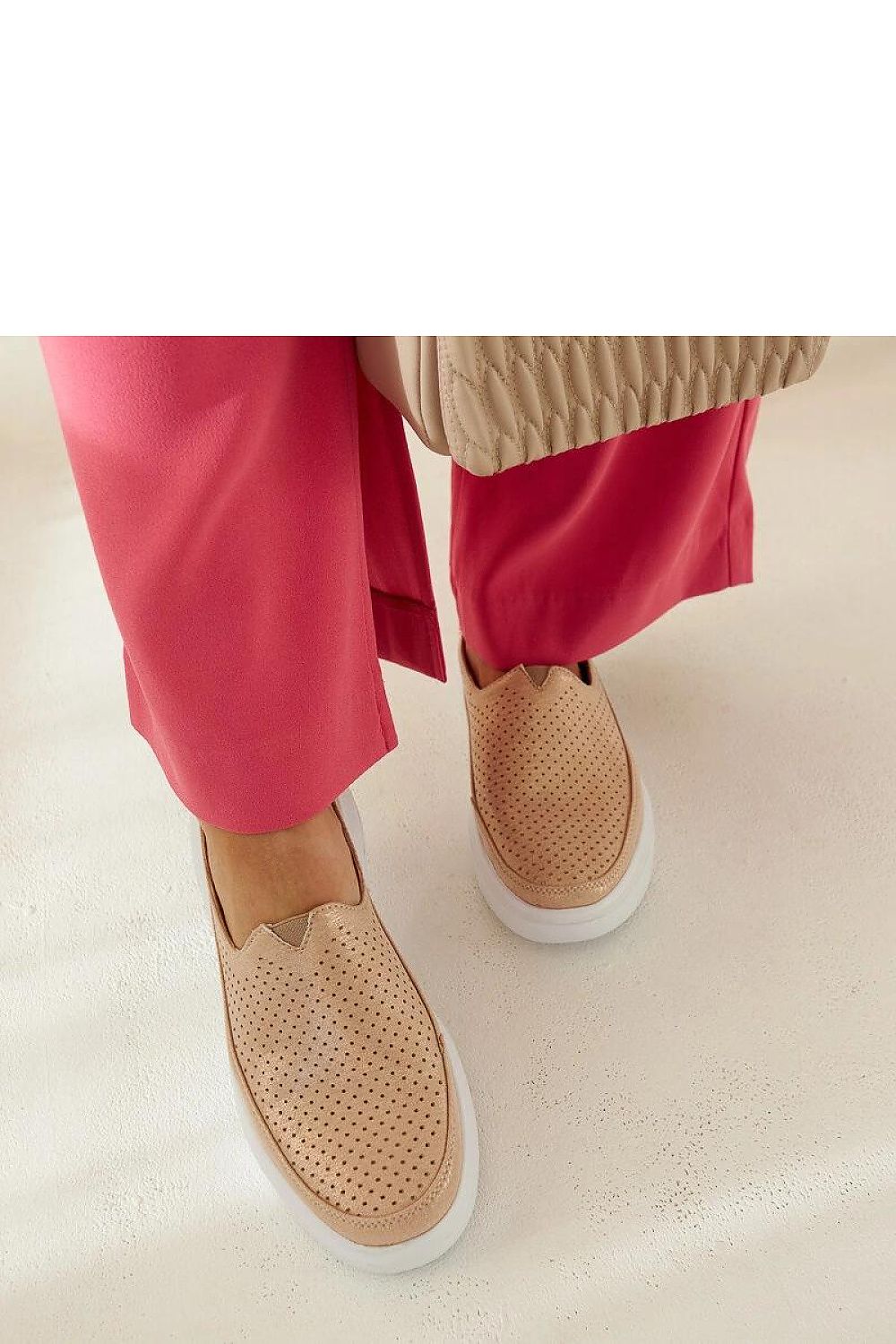  Low Shoes model 206475 Solea 