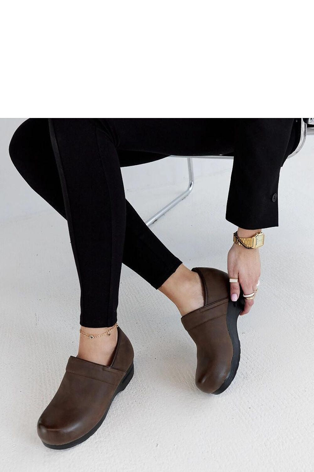  Low Shoes model 206481 Solea 