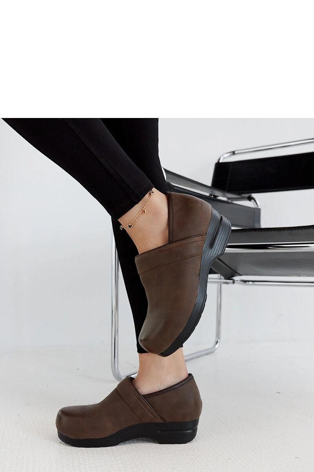  Low Shoes model 206481 Solea 