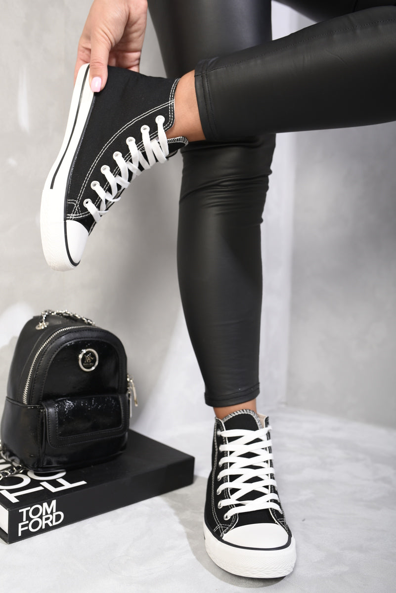 High Top Lace Up Trainers Moda