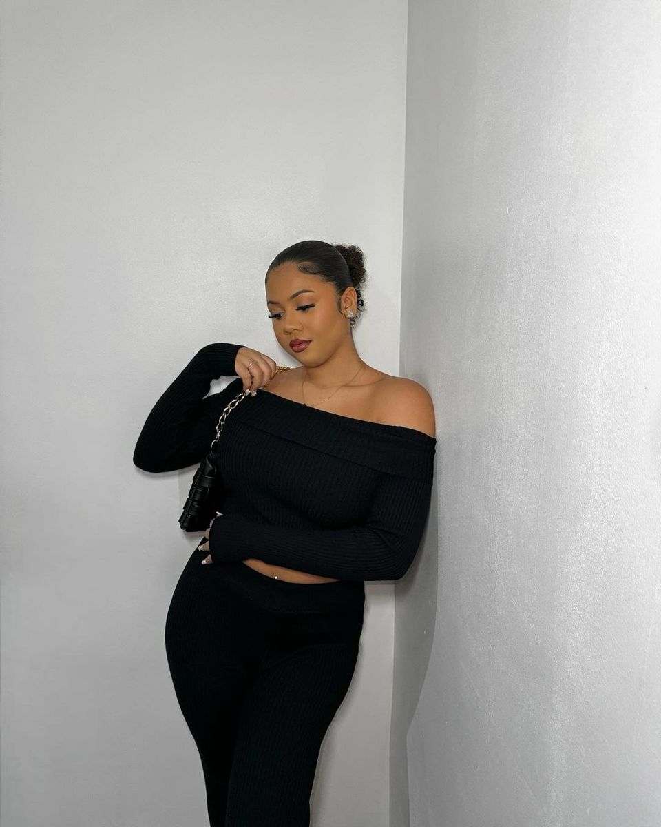 Knitted Long Sleeves Cropped Off Shoulder Top and Trousers Co-ord Set Moda
