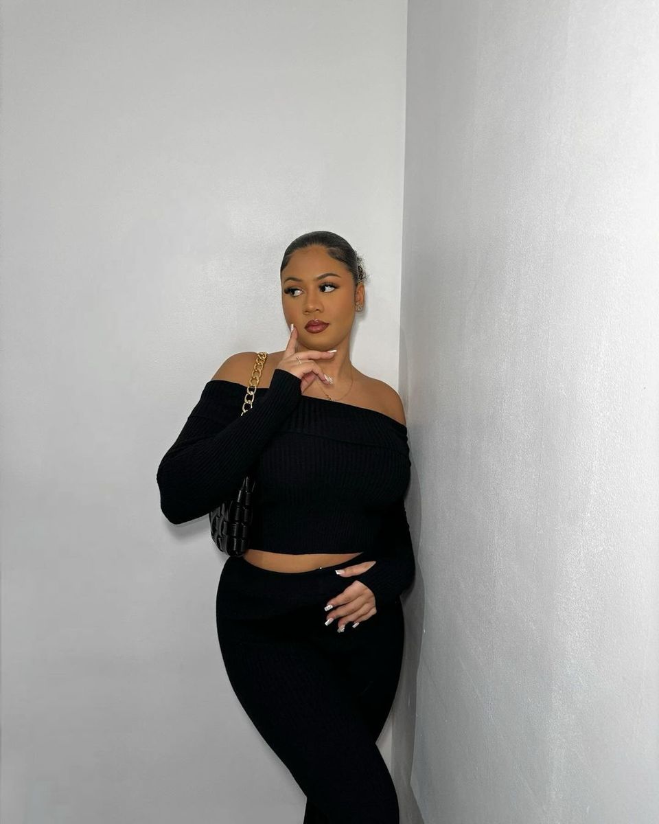 Knitted Long Sleeves Cropped Off Shoulder Top and Trousers Co-ord Set Moda