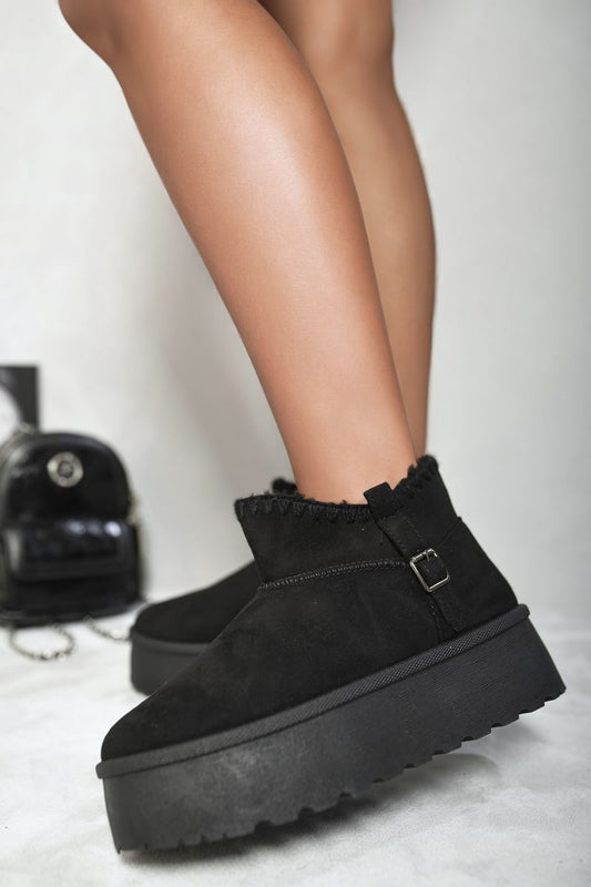 Fur-lined Platform Ankle Boots Moda