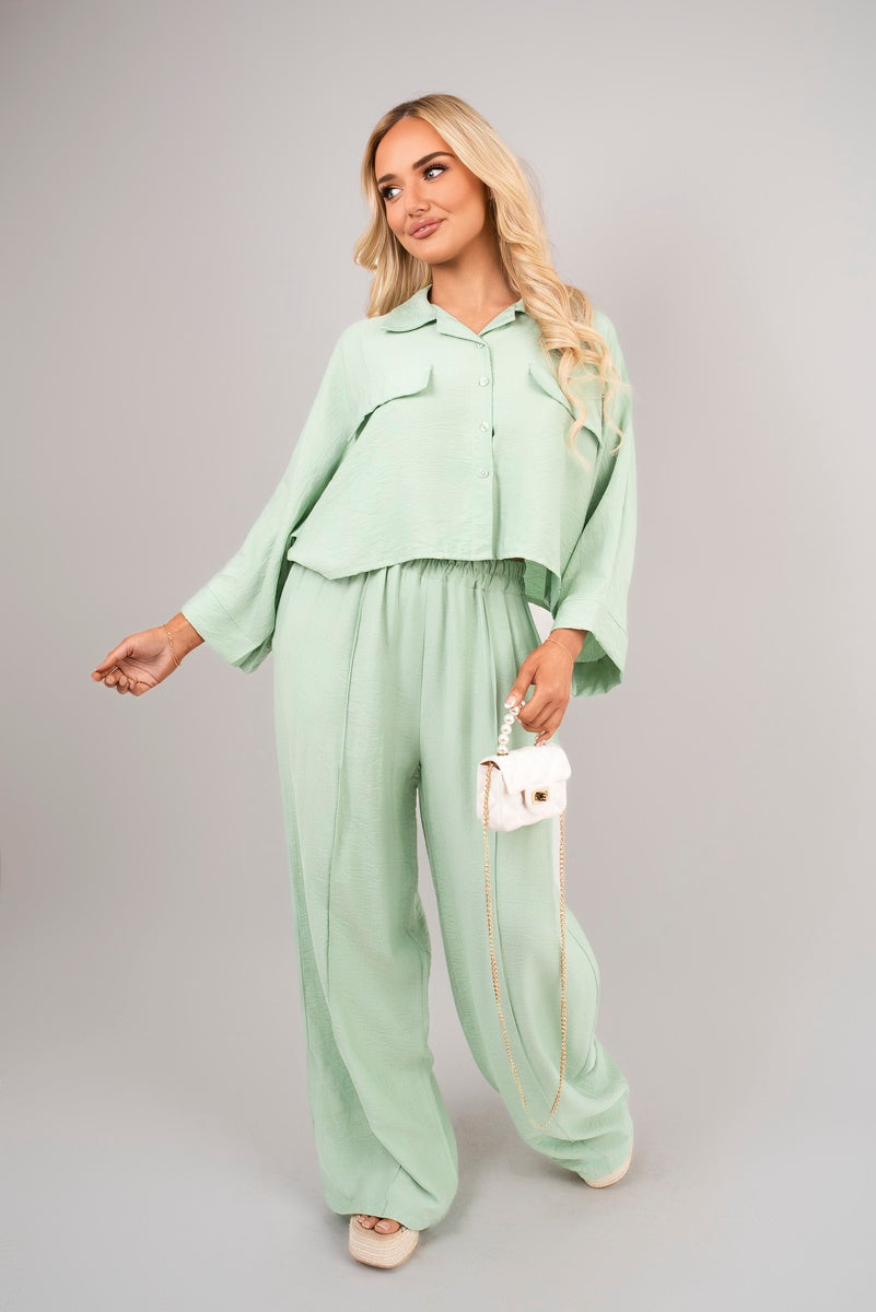 Oversized Long Sleeve Crop Top and Wide Leg Trouser Co-ord Set Moda