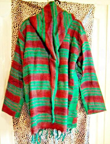 unisex Cashmelon Pixie Hood Poncho - Toggle &2pockets.Very warm and cosy Unbranded