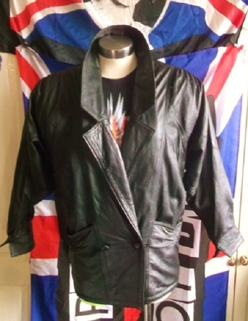 Vintage/retro style crop black 3/4 leather jacket.size 10.X-over, 2buttON waist. Unbranded