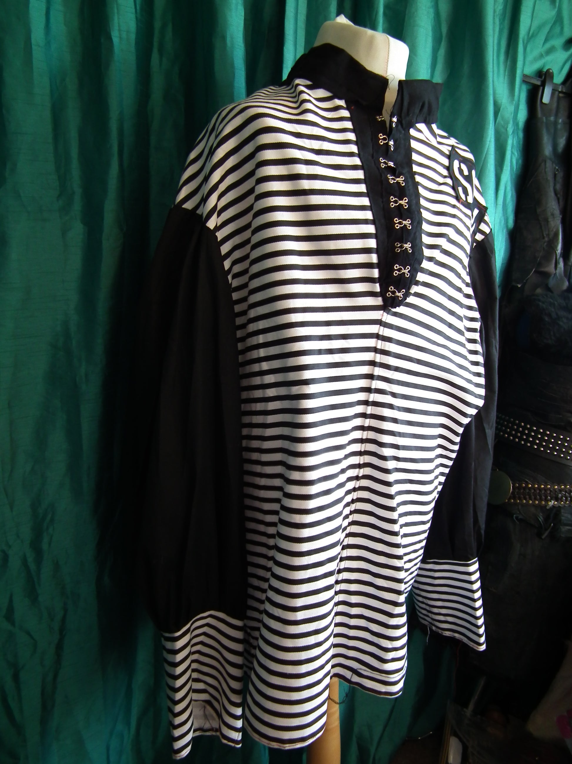 HAND-MADE ORIGINAL EXCLUSIVE DESIGN PIRATE tunic SHIRT-heavy cotton size xl-48/50"chest Wonkey Donkey Bazaar