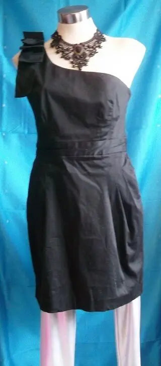 Elegant French Connection,size12,little black dress,off shoulder,boned bodice French Connection