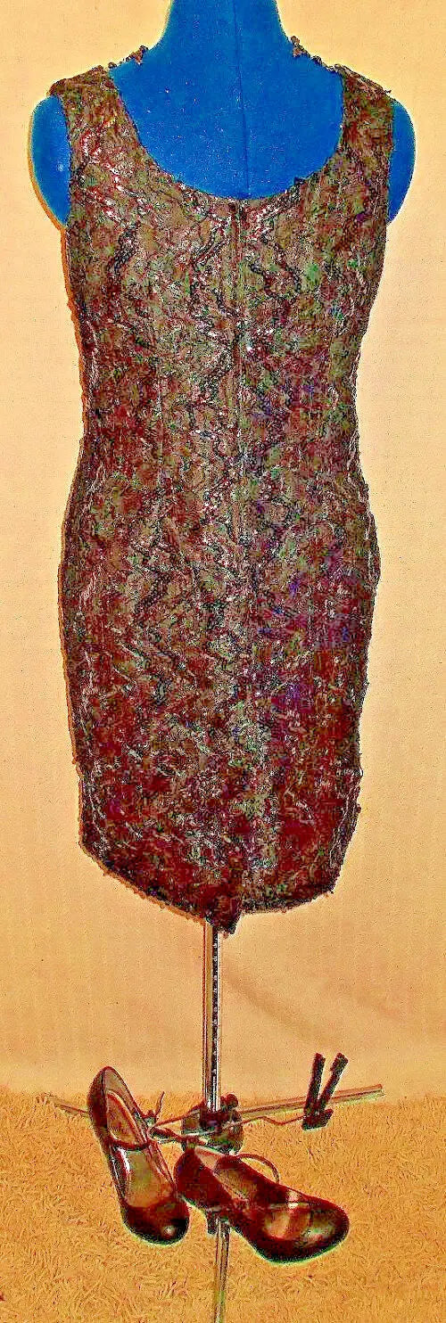 Exquisite Vintage Black Lace & Beadwork textured dress. size 10- Unbranded