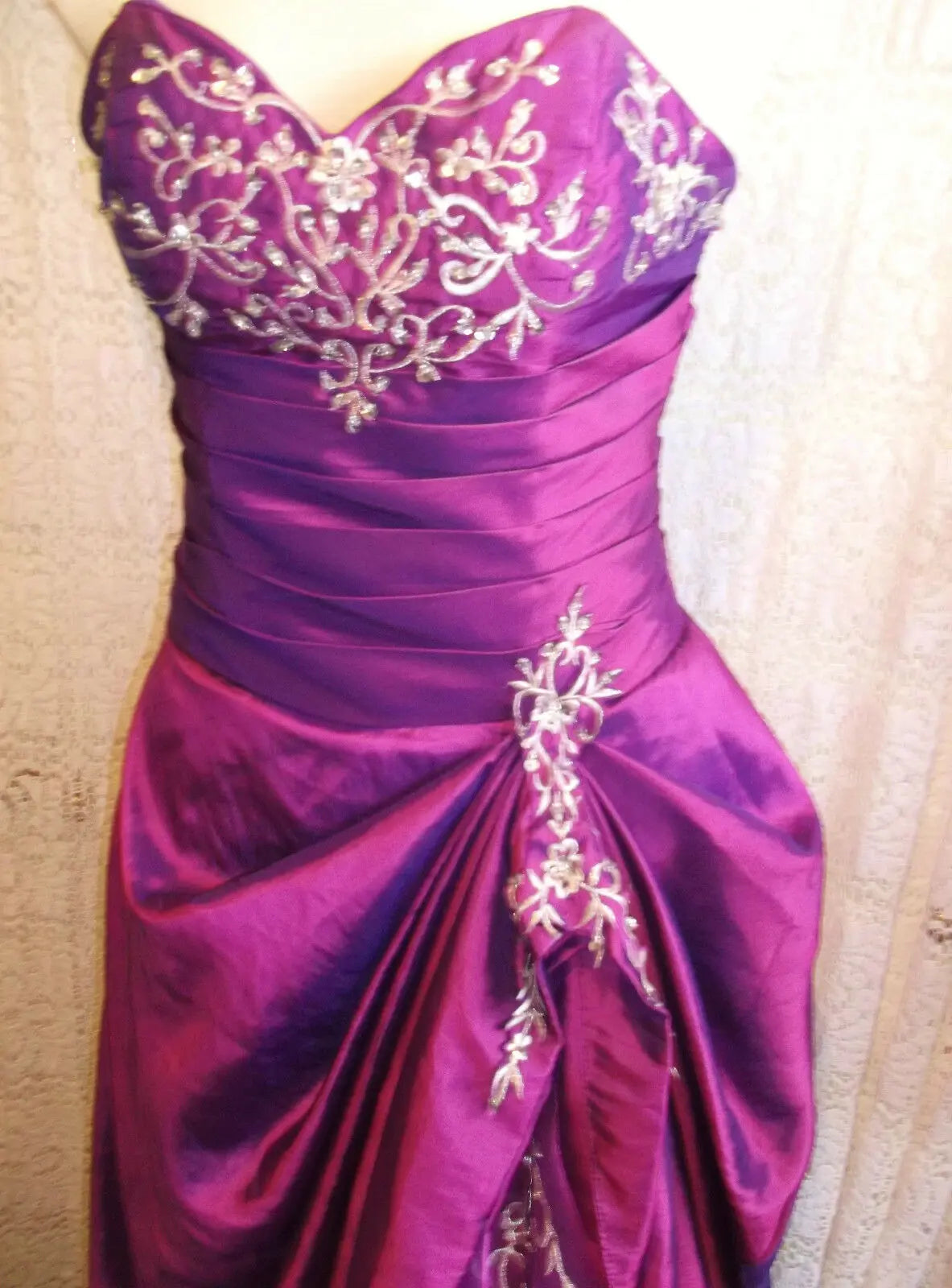 Gorgeous Purple Prom/Eve dress with silver embroidery detail Size 14.full length Wonkey Donkey Bazaar