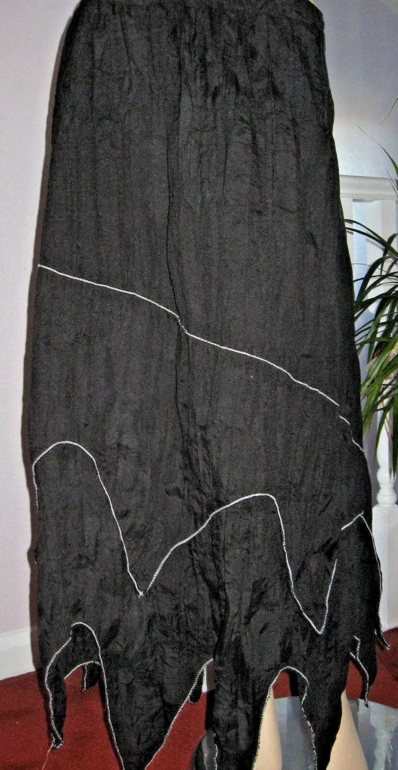 Inverse Gothic black jagged hem layered long skirt size s/m Halloween Party Rock INVERSE