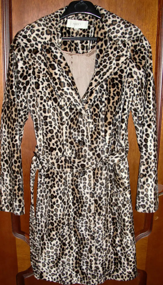 Ladies NEXT thick & warm faux fur ,lined Leopard Print winter Coat. size 8 Next