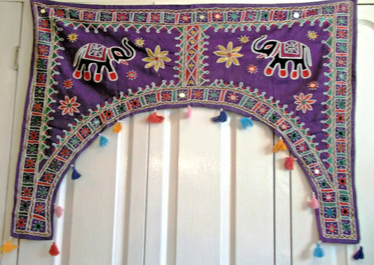 Malisha Marche Toran 100cm x 80cm Oriental exquisite window/door display. Unbranded