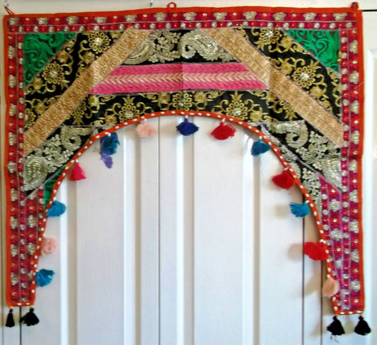 Maya Radlishna Toran Window display 94c4cm x 73cm.aprox Oriental exquisite Unbranded