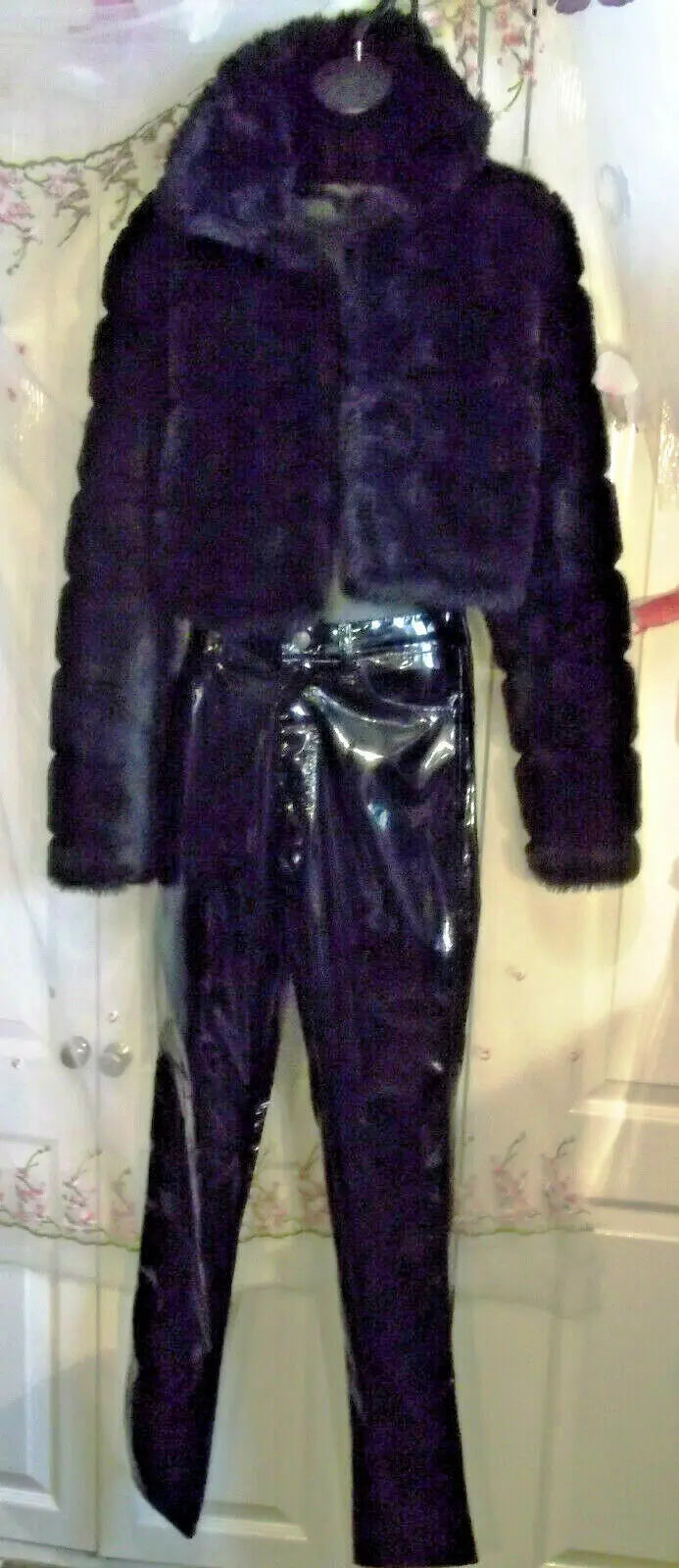 NEW GOTH/PUNK/black faux fur shrug SIZE 16, elegant, LINED,CROPPED.LONG SLEEVE Wonkey Donkey Bazaar