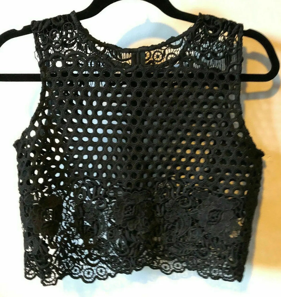 NEW Glamorous By Asos Black Crochet Crop Top Size Small Glamorous