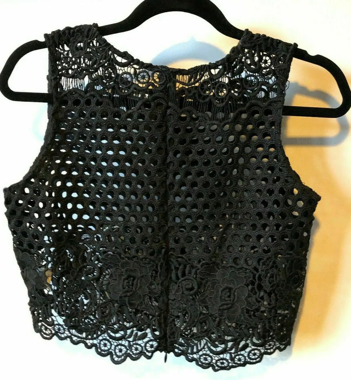 NEW Glamorous By Asos Black Crochet Crop Top Size Small Glamorous