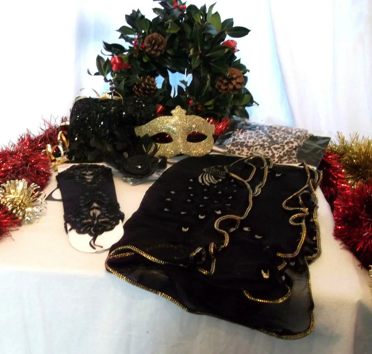 NEW YEAR/XMAS/PARTY/ACCESSORIES party pack essential GIFT SET8--gift wrapped WonkeyDonkeyBazaar