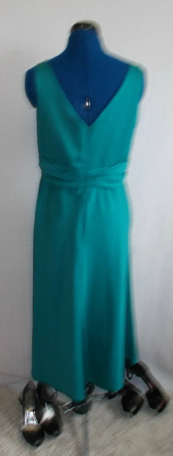 Teale Cocktail dress.size 12, ruffle waist, cross-over bodice design.lined. Teatro