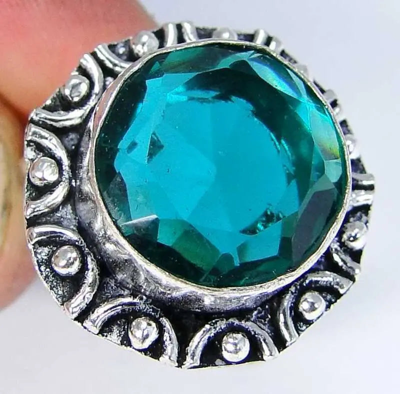 Tsavorite Quartz & 925 Silver Handmade Lovely Ring Size Q & gift-box "Handmade"