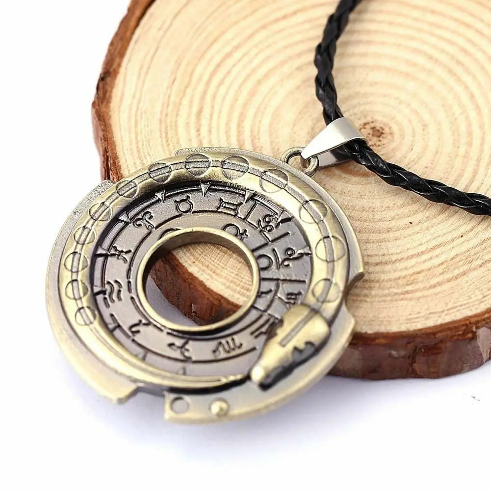 Unisex Metal Jewellery Amulet Pendant Necklace Lucky Protective Talisman Unbranded