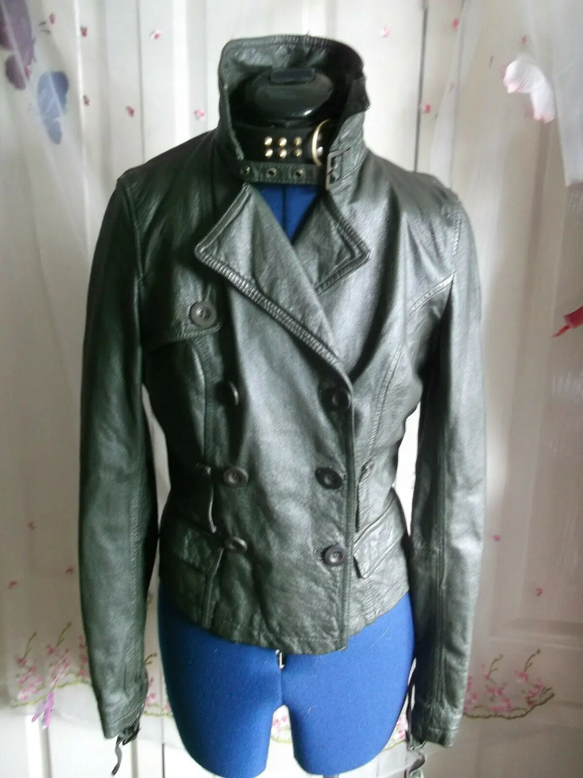 Vintage green leather biker/punk/hip jacket.size10uk.button front,lined.Classic Unbranded