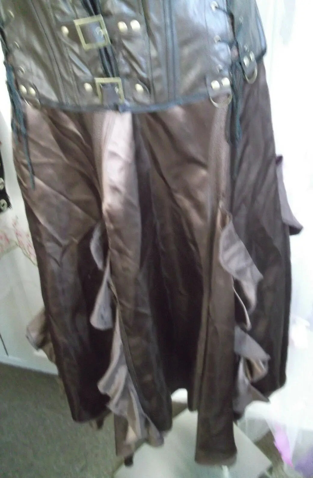 Wallis Size 12 Skirt In Brown satin, ruffled design. Ideal Steampunk.calflength Wallis