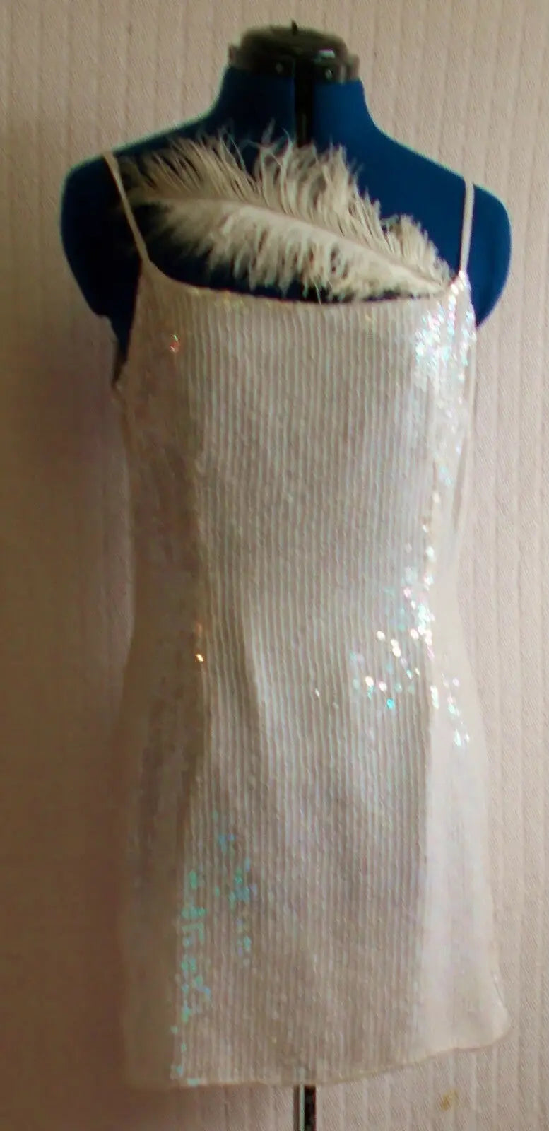 gorgeous white sequined strappy cocktail dress.size 12 Unbranded