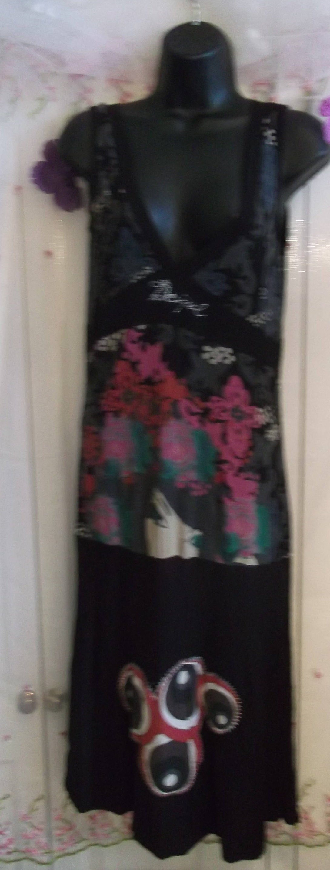 Lovely sleeveless Desiqual dress. Size 10-12.knee length.plunging neckline,jersey fabric Wonkey Donkey Bazaar