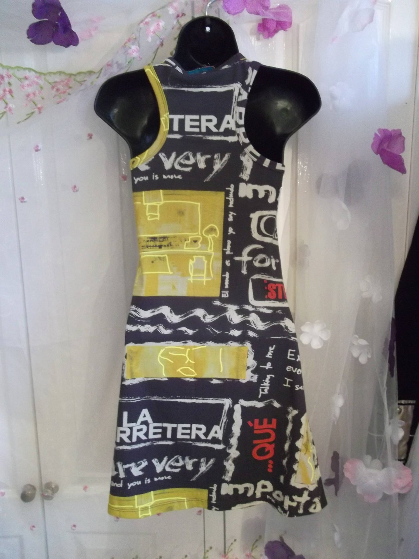 Stunning Desiguel Statement tee shirt/sleeveless  dress. size small Wonkey Donkey Bazaar