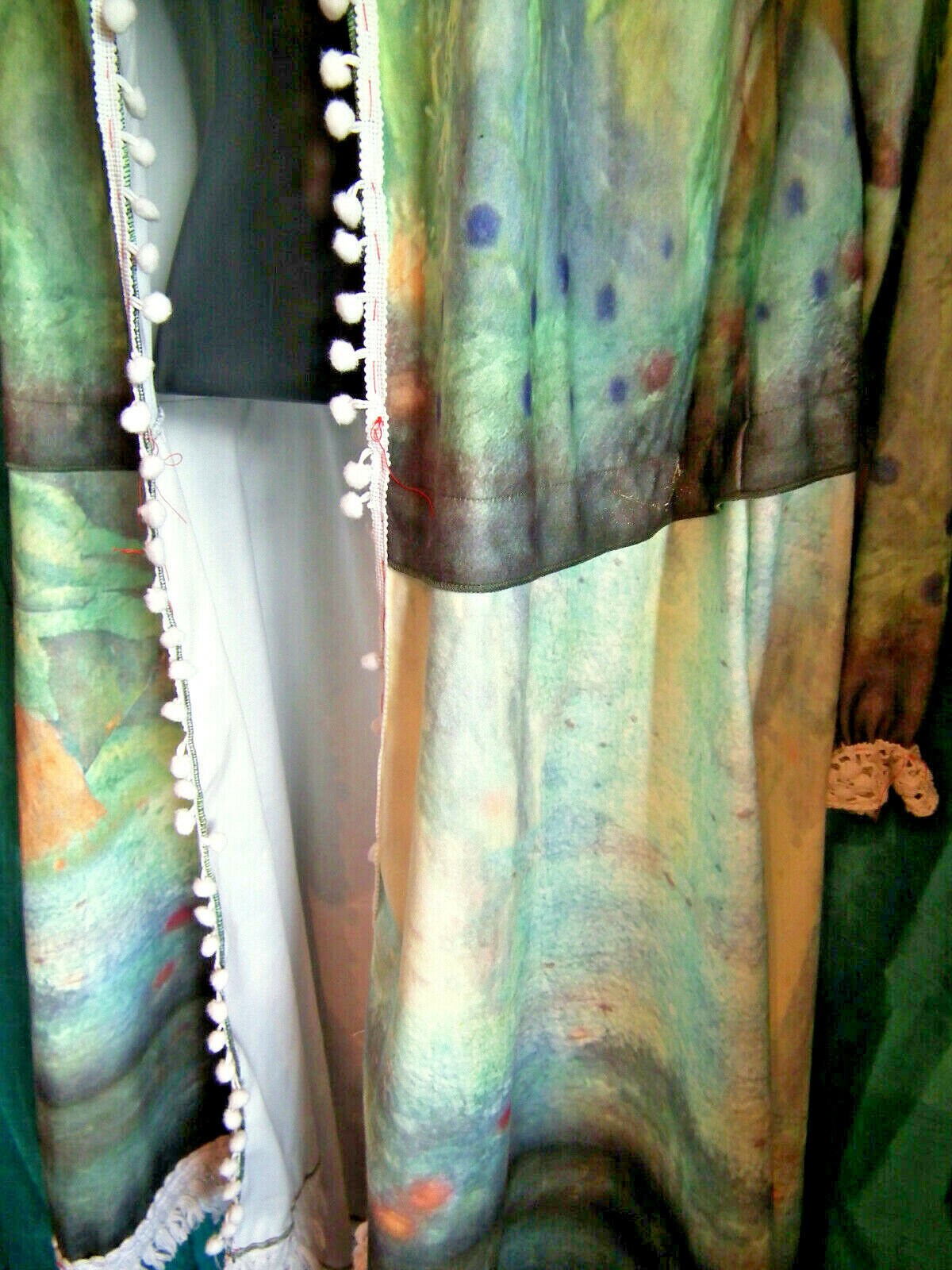 green festi pixie coat-pixie pointed hood-upto44"bust.long 53",antique lace edging.no fastening Wonkey Donkey Bazaar