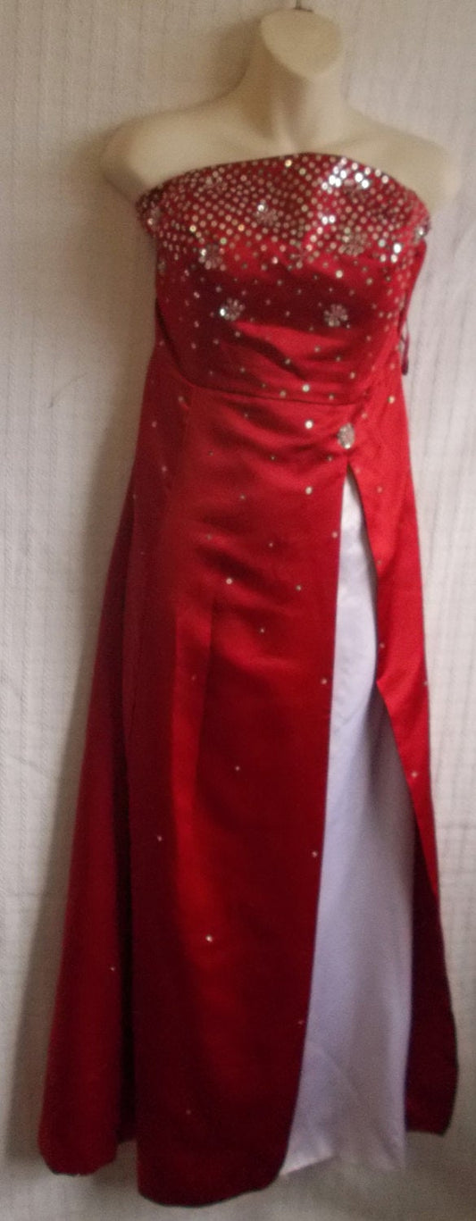 Stunning Vintage Glam. Manhattan Red Satin Eve Dress with satin side split in contasting cream, daimonte embellishment Wonkey Donkey Bazaar