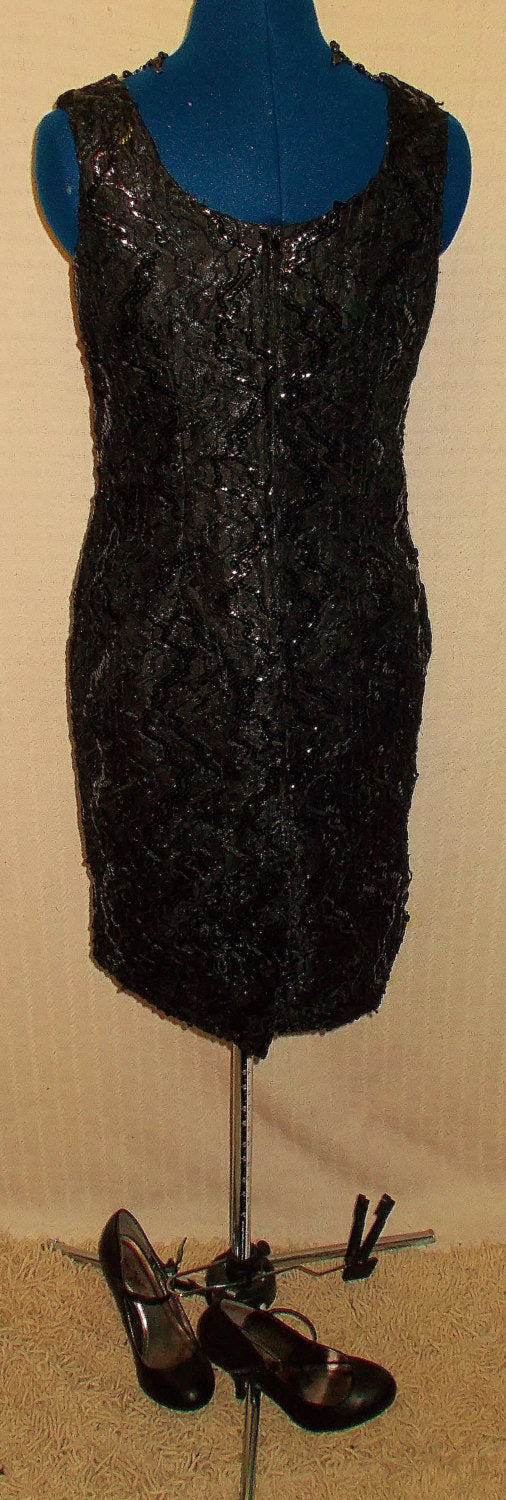 Turn heads with this Exquisite Vintage Black Lace & Beadwork textured dress.  Finest Quality Hand-finished. A Must See Wonkey Donkey Bazaar