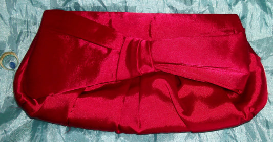 Turn heads- Stunning Vintage-Glam scarlet satin clutch bag/purse with satin bow detail Wonkey Donkey Bazaar
