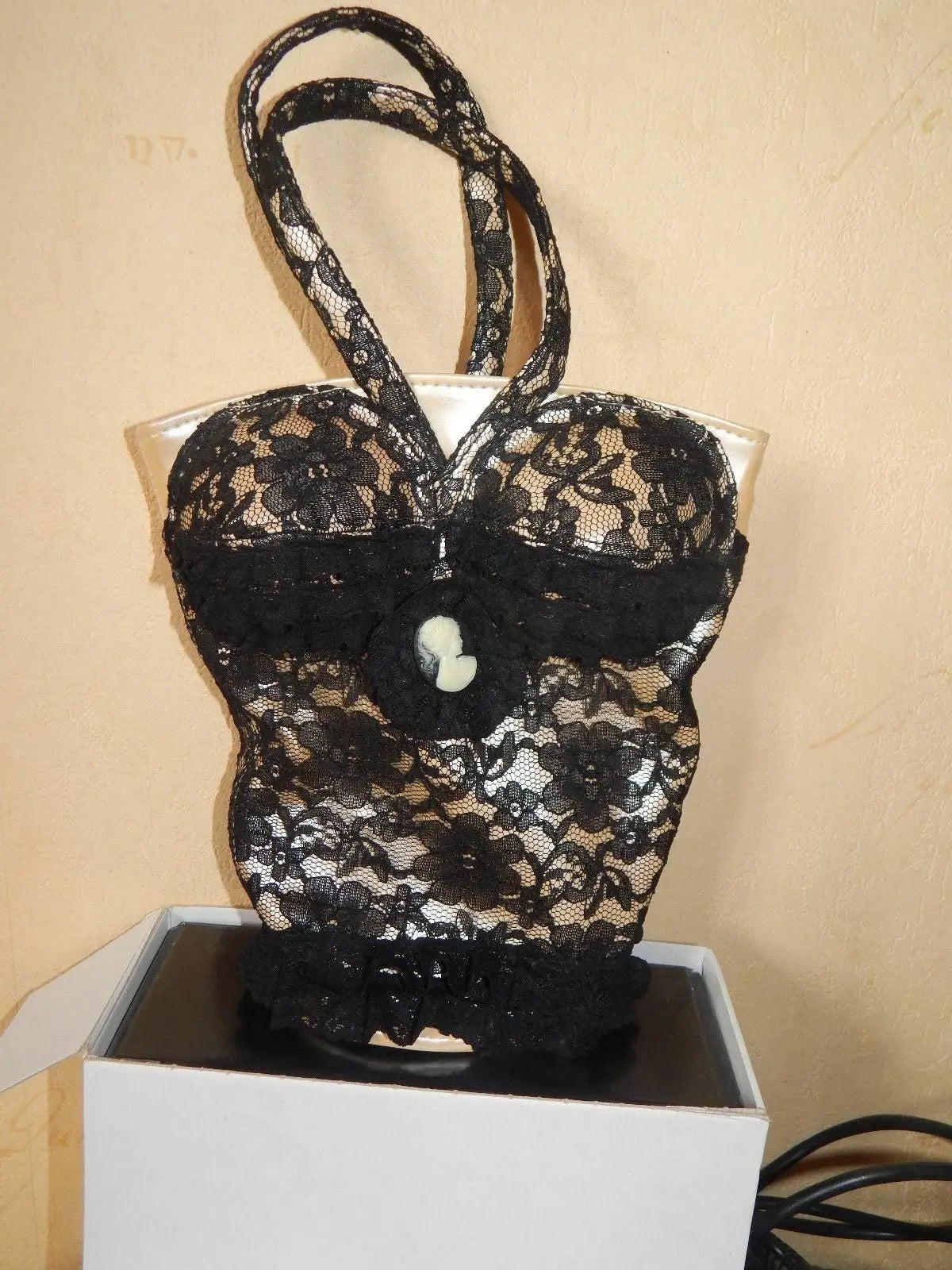 new BUSTIER STYLE HANDBAG-gold&black lace,cameo brooch9"wide x14.5"long whispers